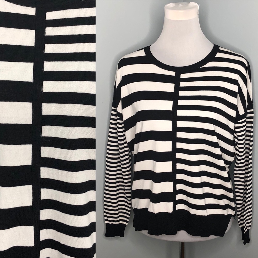 ✨2/$20✨Dex Sweater
